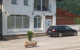Vinac Guest House